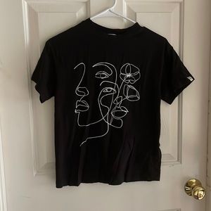 Line flower/face drawing graphic cropped T-shirt